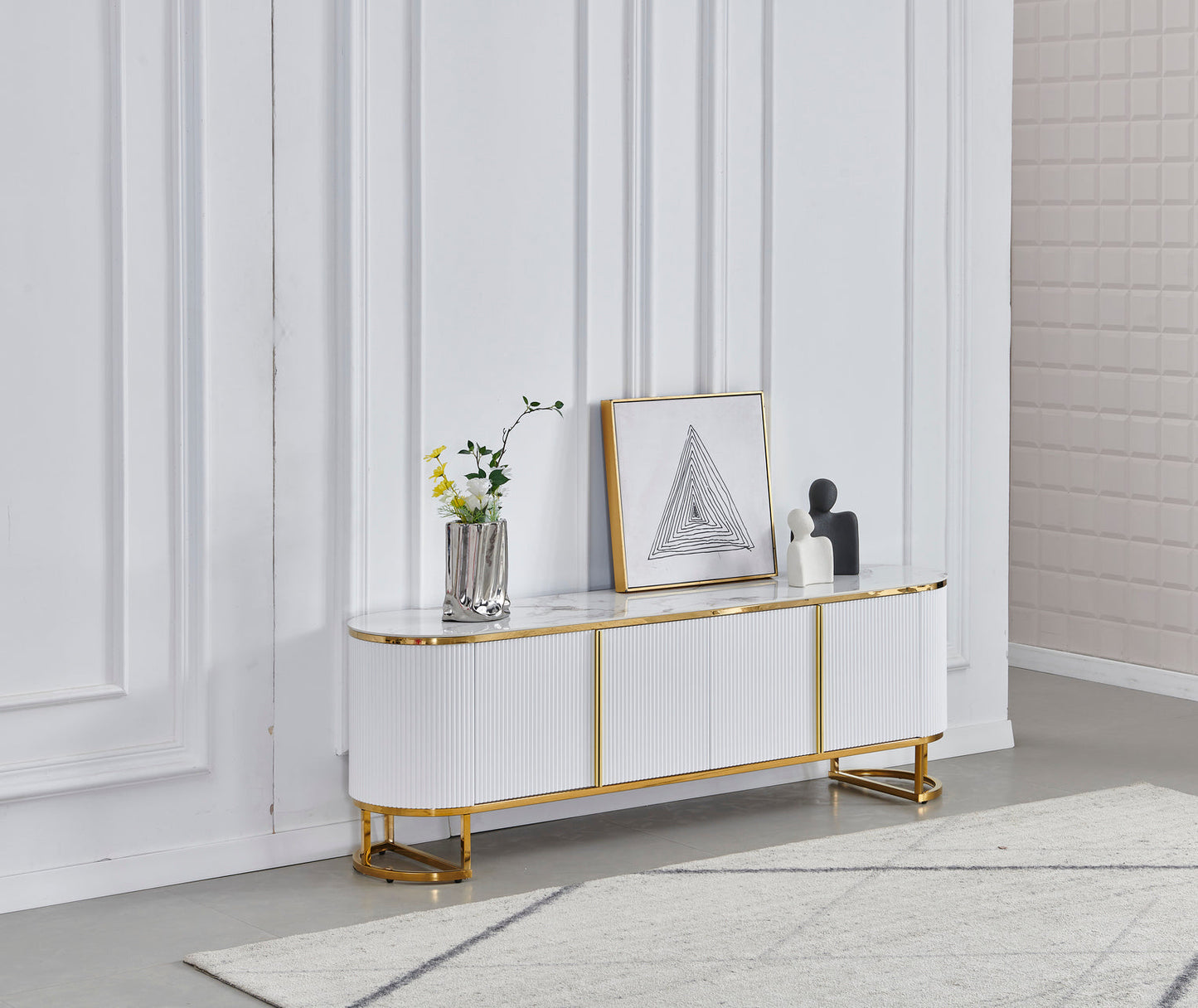 Meuble TV Esmee plateau verre trempé marbre beige et pieds en acier inoxydable argenté 1m80
