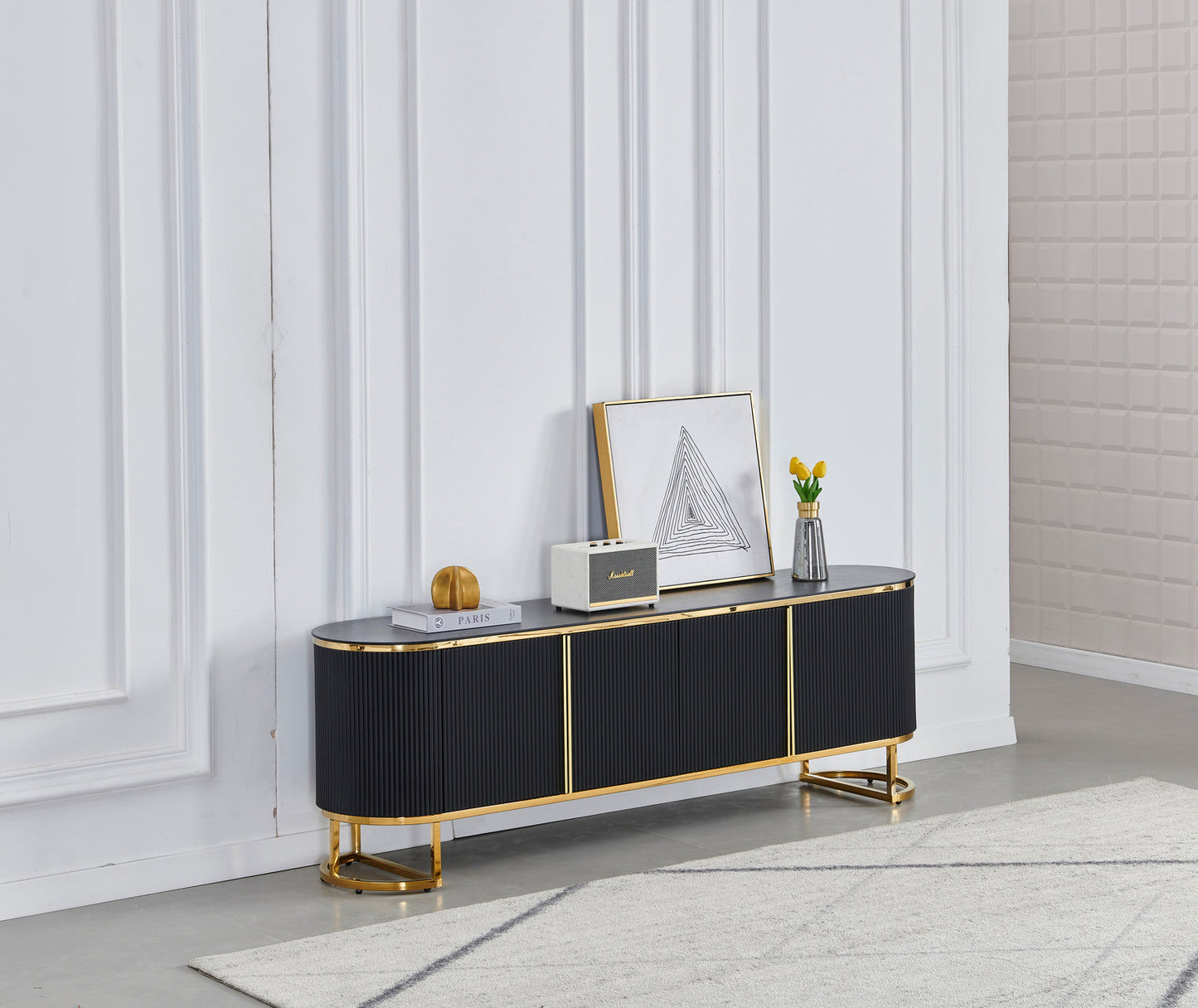 Meuble TV Esmee plateau verre trempé marbre noir et pieds en acier inoxydable argenté 1m80