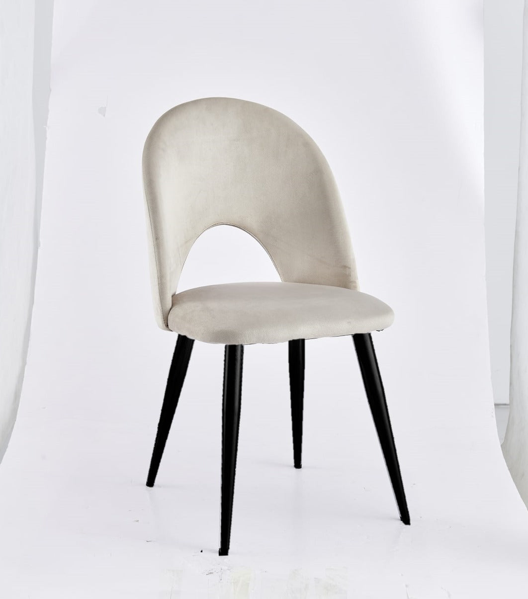 Amelia chair black velvet Taupe