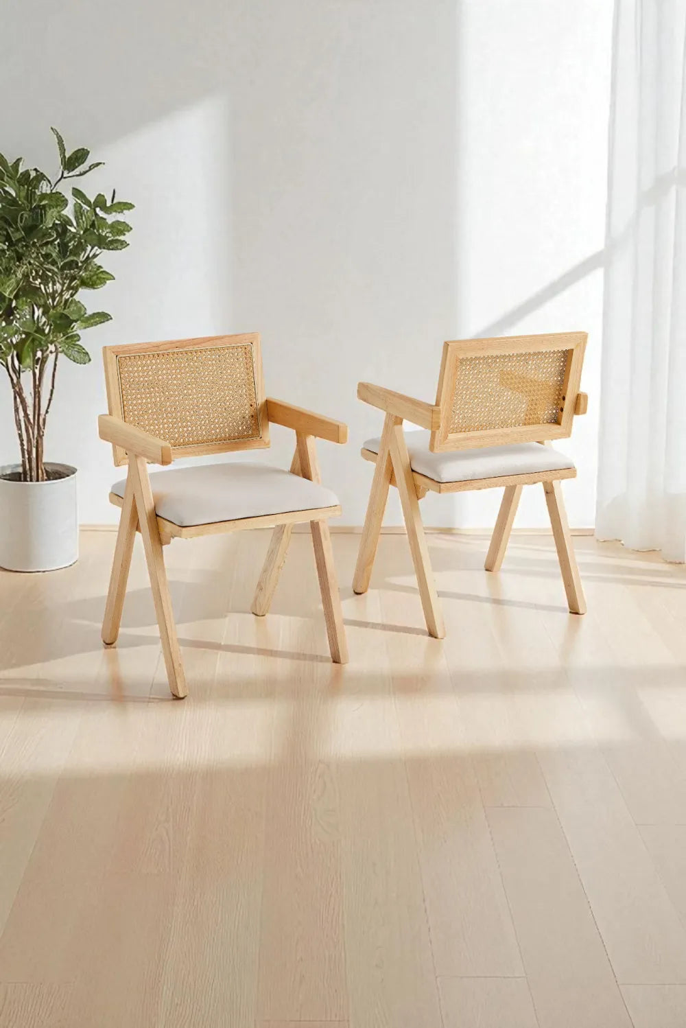 Chaise Rotina bois d'hévéa pied noir