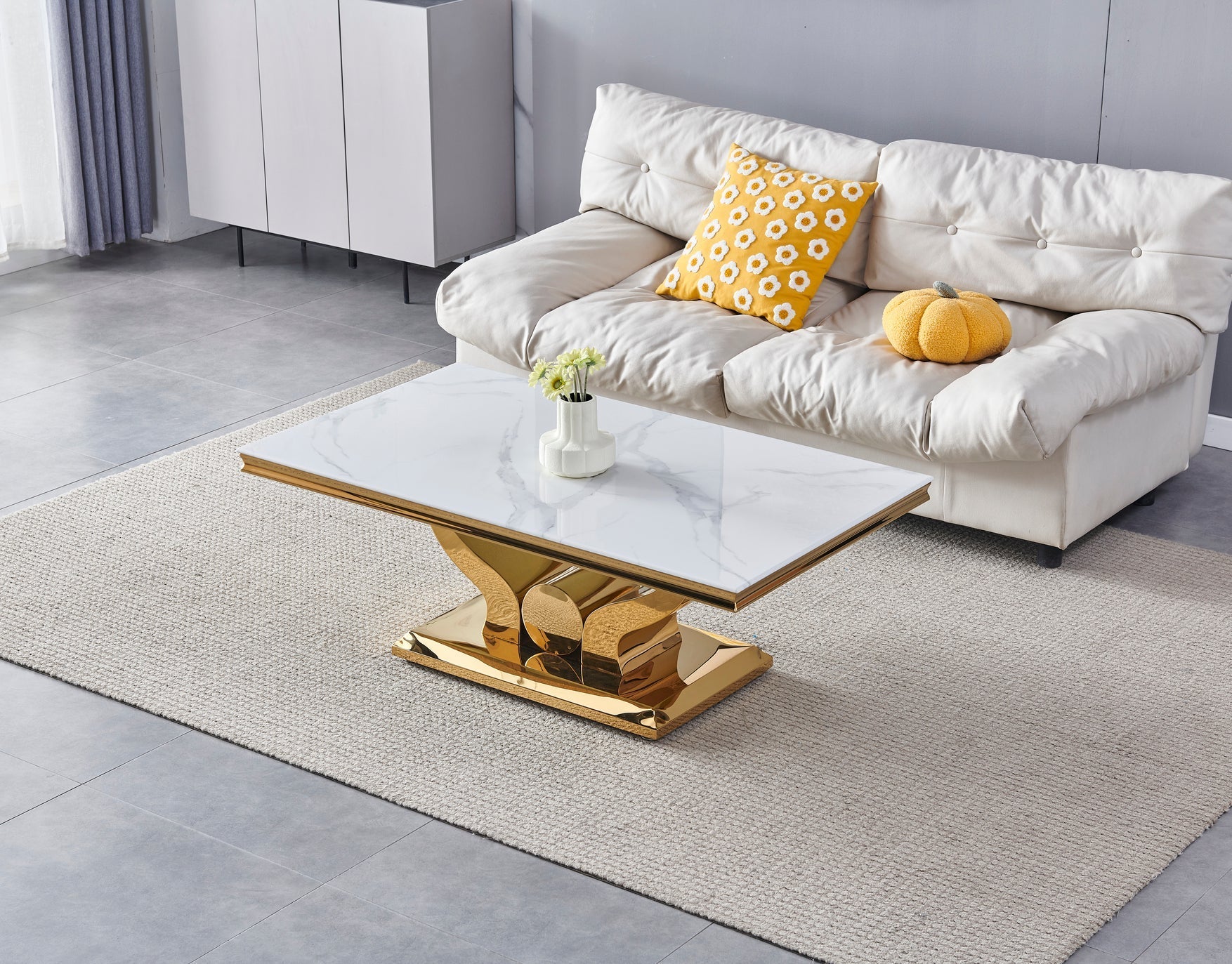 Table basse carrée Keigo en métal noir et plateau marbre gris Table basse carrée Keigo en métal noir et plateau marbre gris